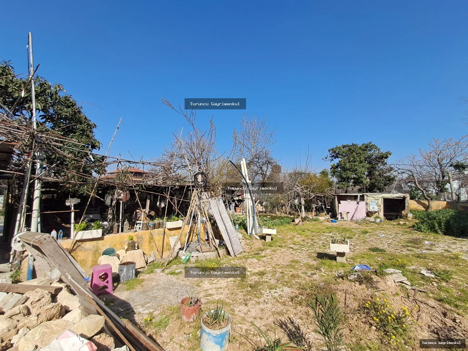 HARBİYE MAHALLESİNDE KİRALIK 526 M2 PARSEL fotoğraf 5